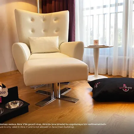 Hotel Akra V - Access To Akra 4*