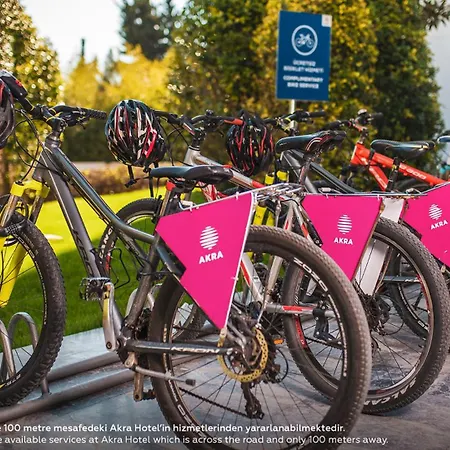 Akra V - Access To Akra 4*