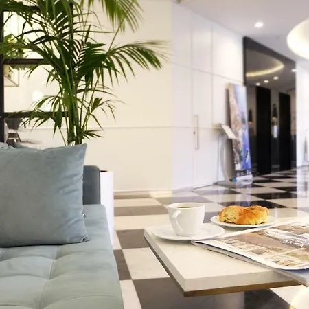 Akra V - Access To Akra 4*