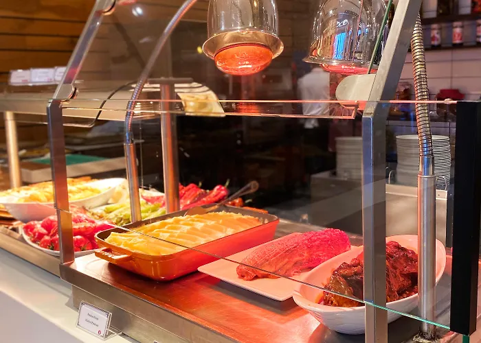 Akra V - Access To Akra Otel 4*