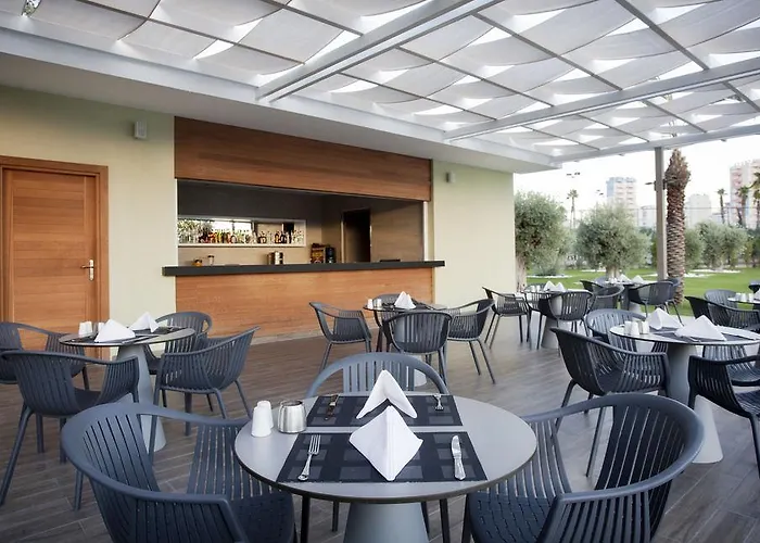 Akra V - Access To Akra Hotel