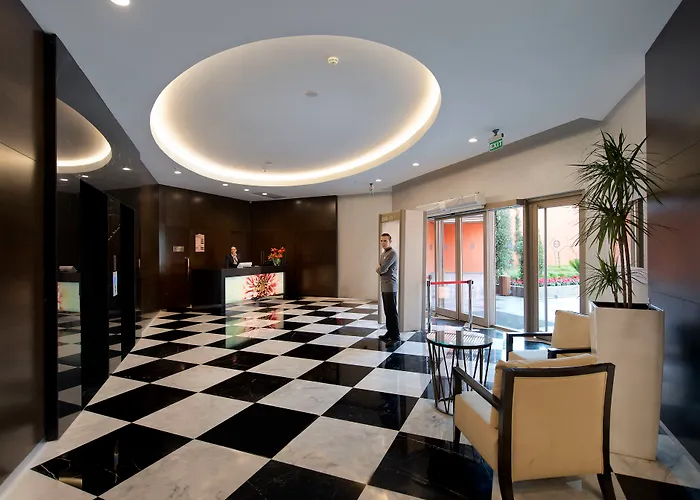 Akra V - Access To Akra Hotel 4*