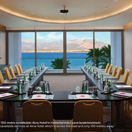 מלון Akra V - Access To Akra 4*